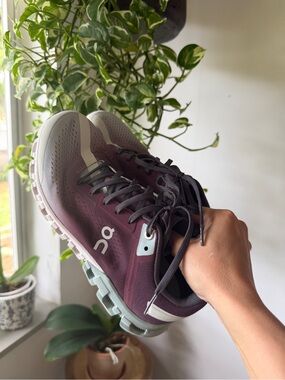 On Running Women's CloudFlow